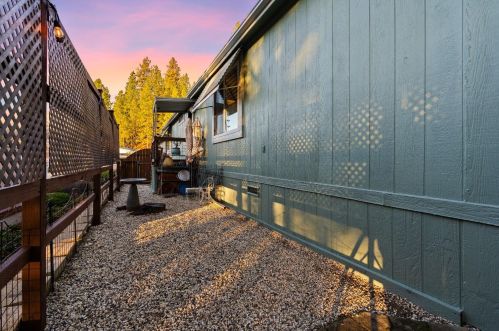 10253 Timberland Dr, Grass Valley CA  95949-9160 exterior