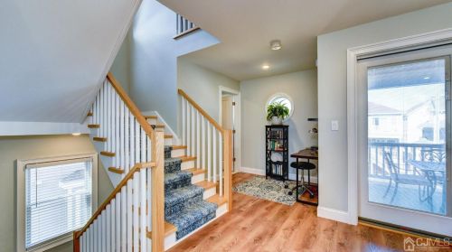 5 Fort Ave, Pelican Island NJ  08751-1512 exterior