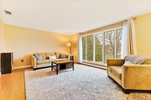 330 Brookfield St, Wapping, CT 06074-1206