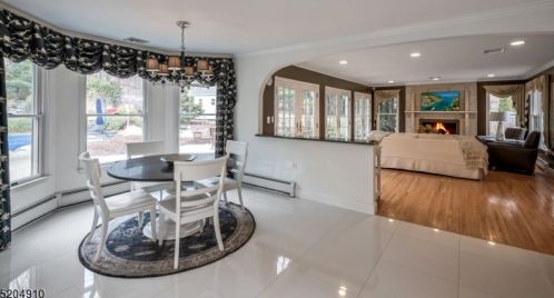 19 Marisa Ct, West Milford NJ  07480-3000 exterior