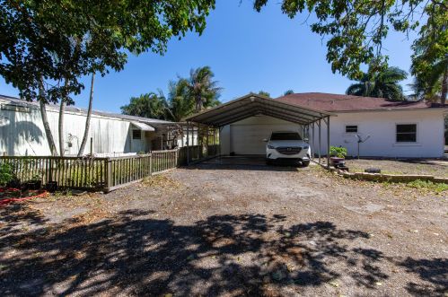 16219 Hollow Tree Ln, Town Of Loxahatchee Groves FL  33470-5020 exterior