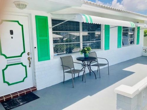 2105 13th Pl, Boynton Beach, FL 33426-6630