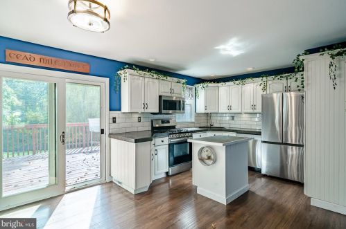 1950 Bergdoll Ave, Boothwyn PA exterior