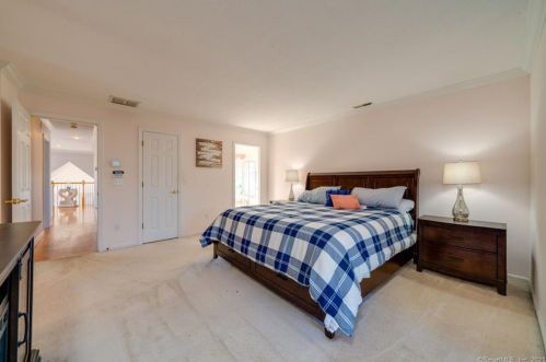 80 Olander Ln, Middletown CT 06457-1574 exterior