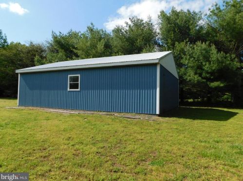 35353 Dannys Dr, Laurel DE  19956-3311 exterior