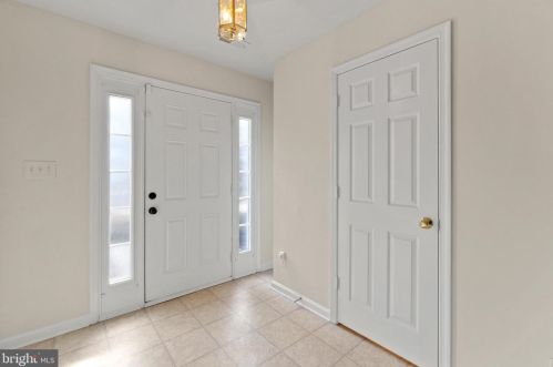 7123 Wytheville Cir, Fredericksburg, VA 22407-3727