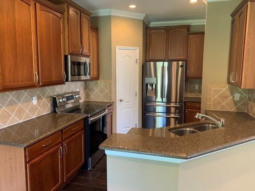 6737 Eagle Feather Dr, Riverview FL  33578-8817 exterior