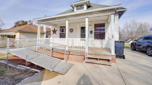 712 Johnson Ave, New Lexington, OH 43764-1123