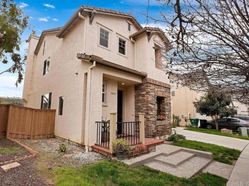 11431 Trailbrook Ln, San Diego, CA 92128-6324