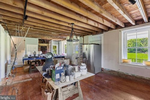 1711 Canal Ln, Upper Black Eddy PA  18972-9755 exterior