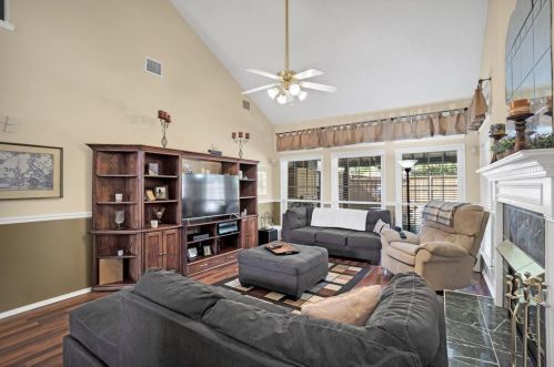 6111 Arlington Dr, Frisco TX 75035-2835 exterior