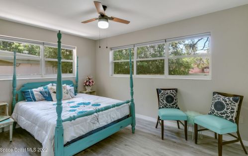 805 Cleveland St, Titusville FL  32780-6469 exterior