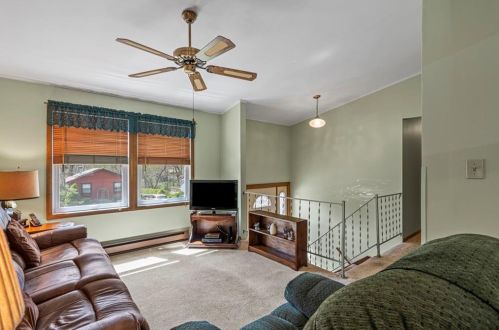 11 Pepper Bush Trl, South Kingstown RI  02874-2368 exterior