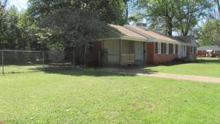 2766 Pelzer Ave, Montgomery AL  36109-2032 exterior