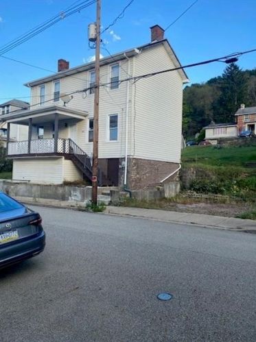 162 2nd St, West Newton PA  15089-1528 exterior