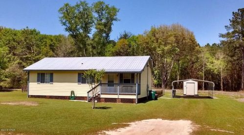 3444 Glen Ter, Marianna, FL 32448-6207