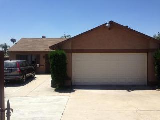 824 4th St, Ontario, CA 91762-1807