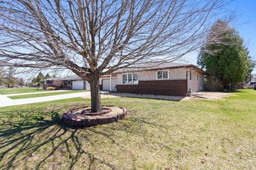 2815 46th St, Two Rivers WI  54241-1012 exterior
