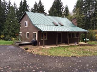 22990 Green Acres Rd, Sandy OR  97055-6639 exterior
