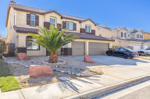 6124 Brentwood Ave, Lancaster, CA 93536-1790