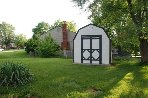 6247 Apple Valley Ct, Florence KY  41042-9380 exterior