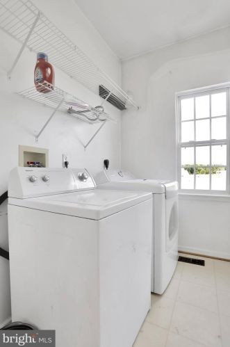 20 Cool Springs Ln, Charles Town WV  25414-4647 exterior