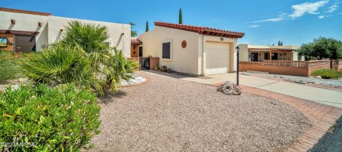1472 Camino Calderon, Green Valley, AZ 85622-8218