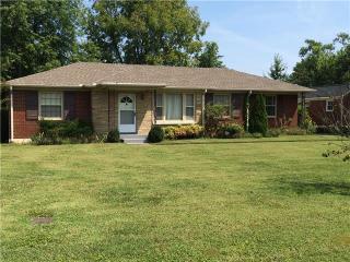 2407 Andrew Pl, Nashville, TN 37216-4303