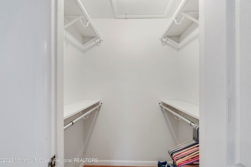 24 Patmore Rd, Bricktown NJ  08724-1940 exterior