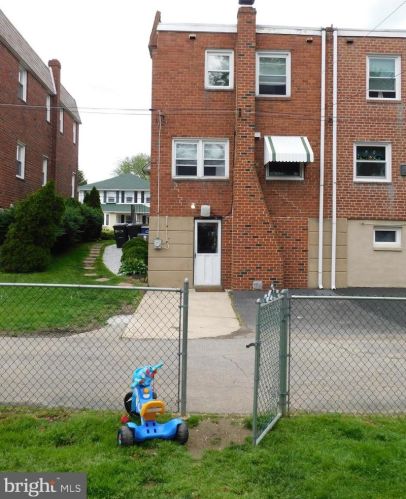 323 Scott Ave, Manor, PA 19036-1340