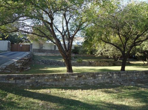 110 Cuernavaca Dr, Austin TX  78733-3203 exterior