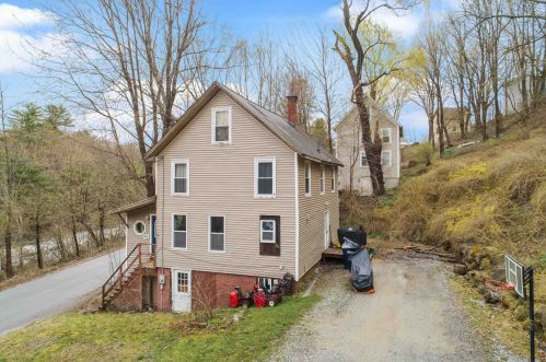 27 Bear Hill Rd, Hillsboro, NH 03244-5502