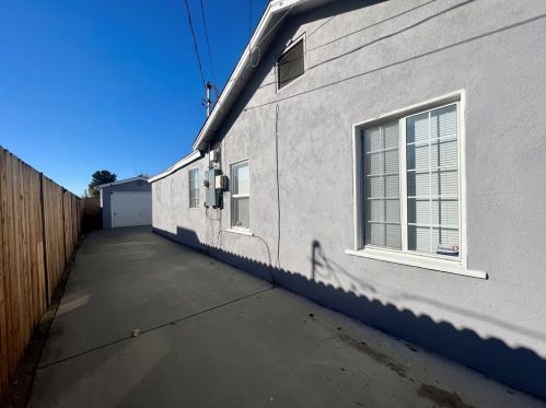 4268 3rd Ave, San Bernardino CA  92407-3002 exterior