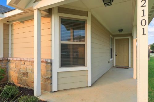 12101 Bear Mesa Ct, Burleson TX  76028-7588 exterior