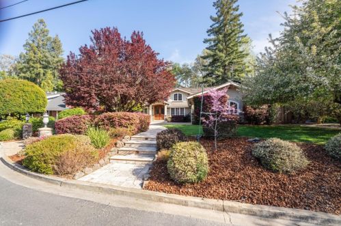 19818 Merribrook Dr, Saratoga, CA 95070-5441