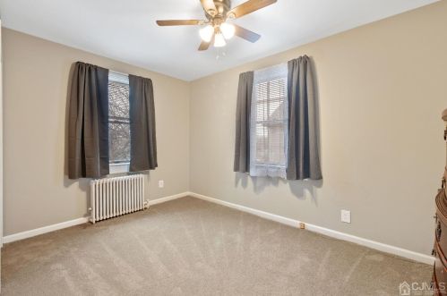 400 Douglas Ave, Avenel NJ  07001-1108 exterior