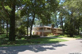 2001 Morningside Dr, Hartselle, AL 35640-4301