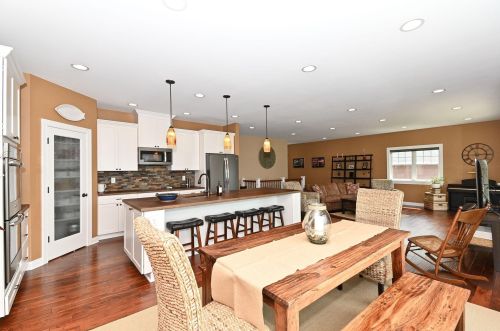 23305 Shore Dr, Kansasville WI  53139-9714 exterior