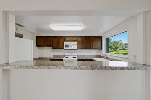 35054 Mission Hills Dr, Rancho Mirage CA  92270-1323 exterior