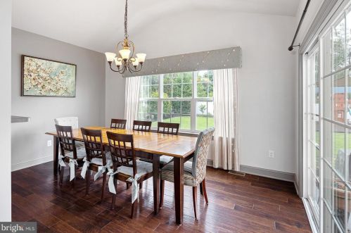 108 Chestnut St, Swedesboro NJ  08085-1201 exterior