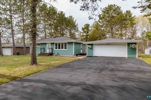 3219 Florine St, Duluth, MN 55811-2828
