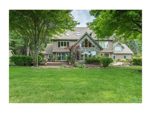 3513 Eber Rd, Monclova, OH 43542-9730