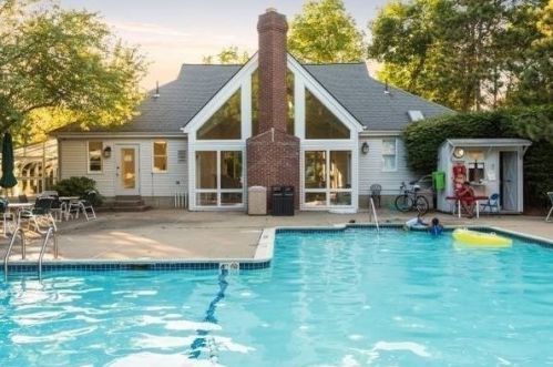 30 Walden Dr, Natick MA  01760-3869 exterior