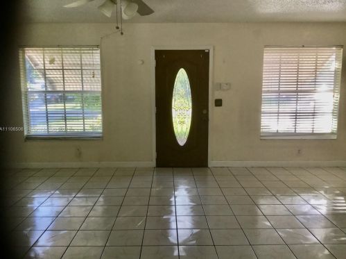 5818 Bermuda Cir, West Palm Beach, FL 33407-1850