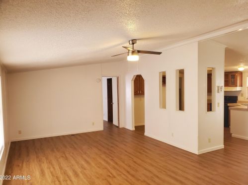 222 Bluefield Ave, Phoenix AZ  85022-1016 exterior