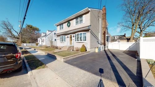 710 Stewart Ave, Bethpage, NY 11714-2715