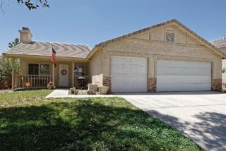 14439 Chamberlain Dr, Victorville, CA 92394-3204