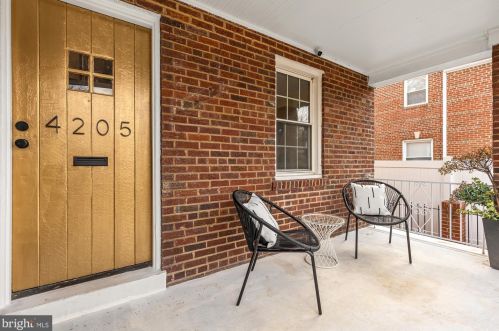 4205 20th St, Washington, DC 20018-3215