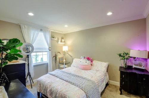 6295 Church St, Gilroy CA  95020-6412 exterior