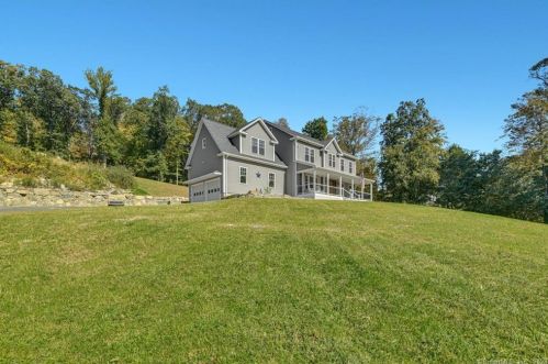 185 Ball Pond Rd, Danbury, CT 06812-3912